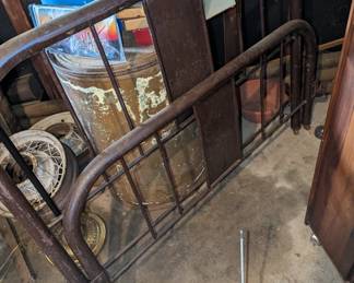 Full size ? Metal head and foot board no rails