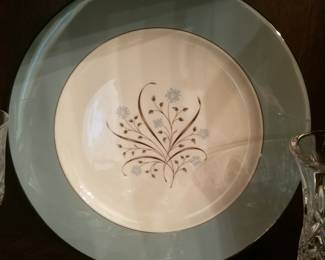 Syracuse China “Meadow Breeze” dinner service