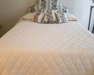 Full-size bed/custom fabric headboard - great for guestroom!