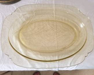 Elegant Depression glass platter “Madrid”