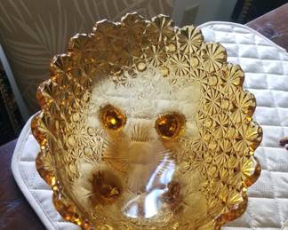 Amber Daisy & Button footed bowl