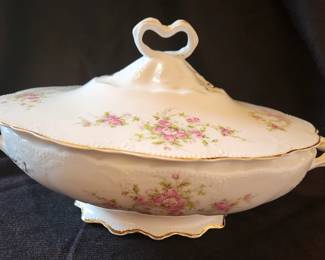 KT&K (Knowles Taylor & Knowles) Vintage 1930’s Semi Vitreous Porcelain Serving Dish 
Pink Flower with lid (Stamped)
