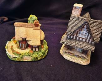 British Tradition David Winter Grouse Moor Lodge 
Made in Great Britian- Vintage and Dingly Dell Memory Lane Cottage by Peter Tomlins
Made in England
