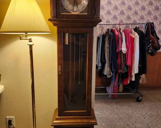 Vintage Ridgeway- The Roma Standing Grandfather Clock- Model 162 in 1974
Fruitwood finish, 72” tall and 18 ½” wide and 11” deep
Original owner- not working but has all parts for repair
