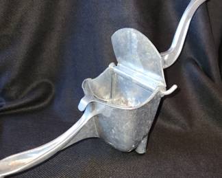 Vintage Wear-Ever Cast Aluminum Citrus Squeeze Strainer/Juicer Orange and lemon 9”