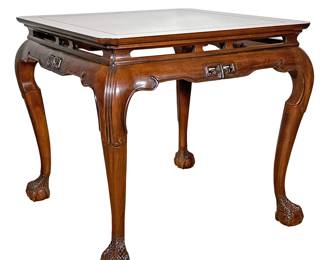 DREXEL HERITAGE CHINESE STYLE SQUARE SIDE TABLE | Square figured wood top, sculpted fretwork apron, cabriole legs ball and claw feet. - l. 27 x w. 27 x h. 24 in