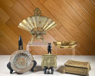 (5PC) MISC. BRASS LOT | Includes; engraved brass fan, small floral easel, shield-shaped brass container with floral engraving and open top and other brass bowls. - l. 5 x w. 5 x h. 10.5 in (brass easel)