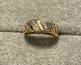 Yellow gold and diamonds