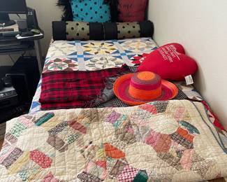 antique quilts