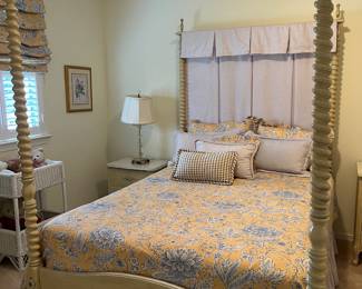 Queen 4 post bed and custom toile bedding