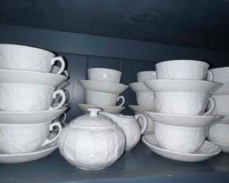 Wedgwood Countryware cups and saucers, sugar and creamer