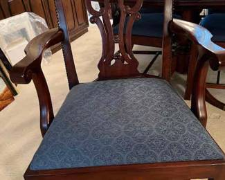 6 Chippendale Dining chairs by Matiland Smith with Ethan Allen Dining table, 2 leaves and table pad
