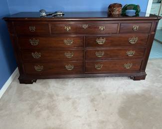 Mahogany Dresser
