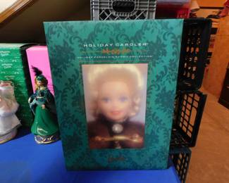 Holiday Caroler Barbie