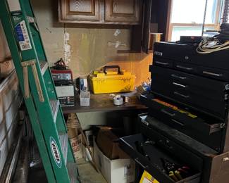 Ladders, battery chargers and tool boxes