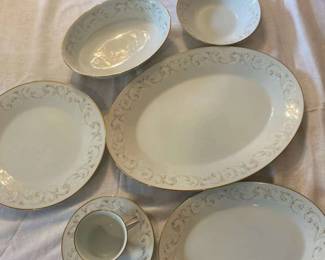  04 Vintage Noritake DUETTO 6610 Japan China Complete NEW Set 