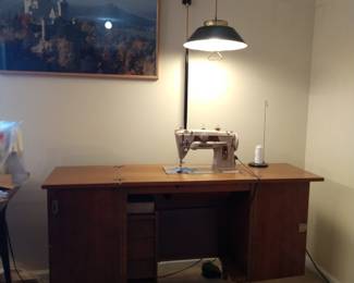 Singer 401 G with accessories