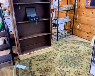 Tall Wooden Shelf, 9 foot round wool area rug