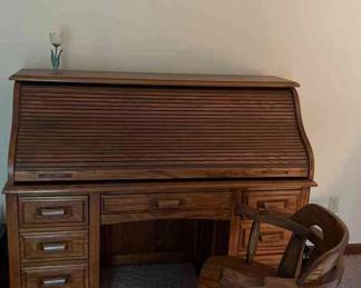  01 Beautiful Rolltop Desk 