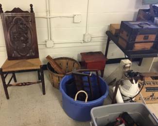 Dig and pick on the 2nd floor! 