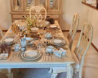 Fairmont Designs Dinning room table w/ Noritake china