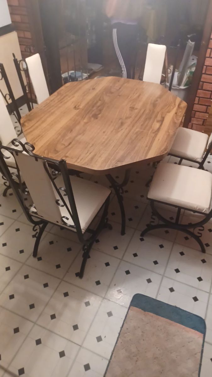 Estate Sale Treasure Hunt in Romeoville, IL starts on 9/22/2023