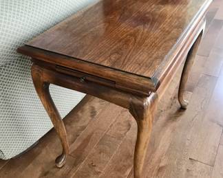 Side Table with 2 pullout shelves