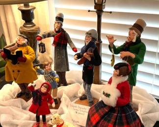 Simpich Character Dolls Caroler Collection