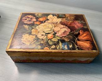 Floral Design Trinket/Jewelry Box