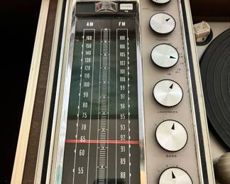 Magnavox Astro - Sonic Stereo Cabinet/Console