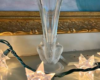 1930s Art Deco Glass Turtle Doves Vase