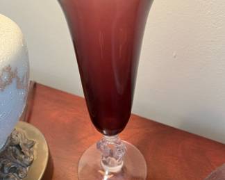 Amethyst/Clear Glass Keyhole Stem Vase