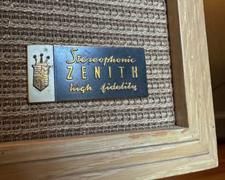 Zenith Stereophonic Standing Speaker