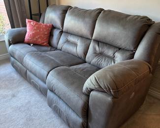 Recliner sofa