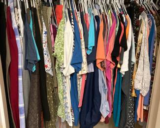 Lady’s tops size L and XL