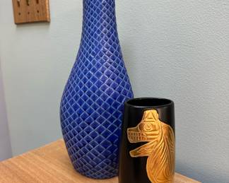 Royal Blue Stag Lindberg Vase, Saskhab North Coast Totem Print Vase with V4 Marking