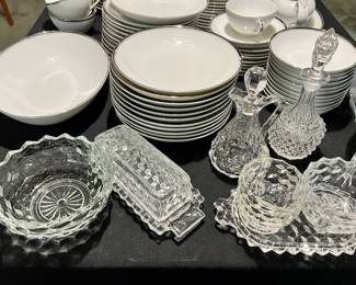 Fukagawa "Arita" Fine China White & Silver Dinnerware Set