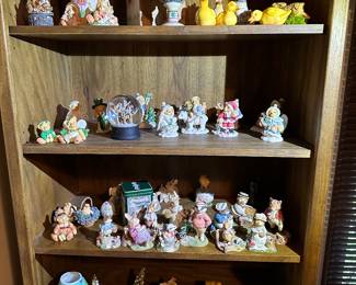 TONS of Easter figurines, Jim Shore