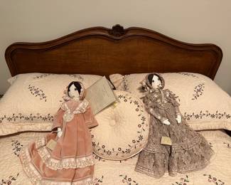 Antique wooden head board Full/Queen