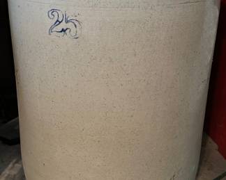25 gallon stoneware pot