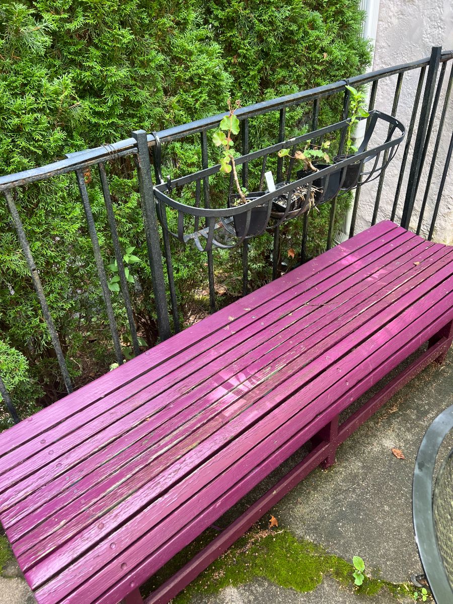 Pittsford estate sale in Rochester, NY starts on 9/15/2023