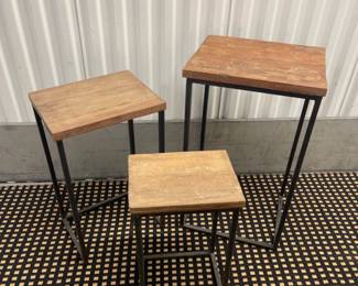 Outdoor Area Rug & Metal Base Wood Top Nesting Tables