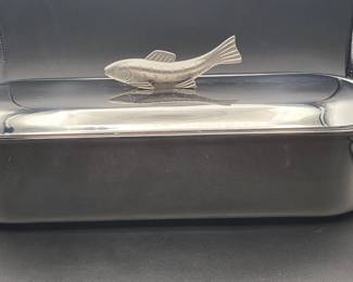 Stainless All-Clad Pan Poach/Steam/Roasting, Sculpted Fish Handle on Lid