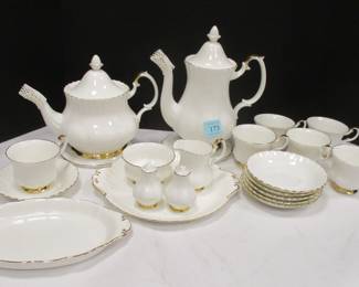 ROYAL ALBERT Val D'or