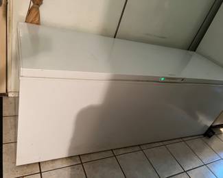 7’ long nice freezer