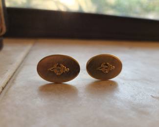 Nice Shriner gold cufflinks