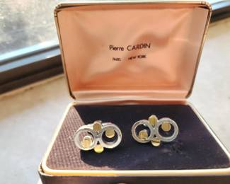 VTG Pierre Cardin cufflinks in original box