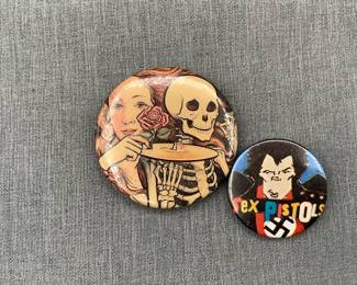 Band pins, Sex Pistols and Skull