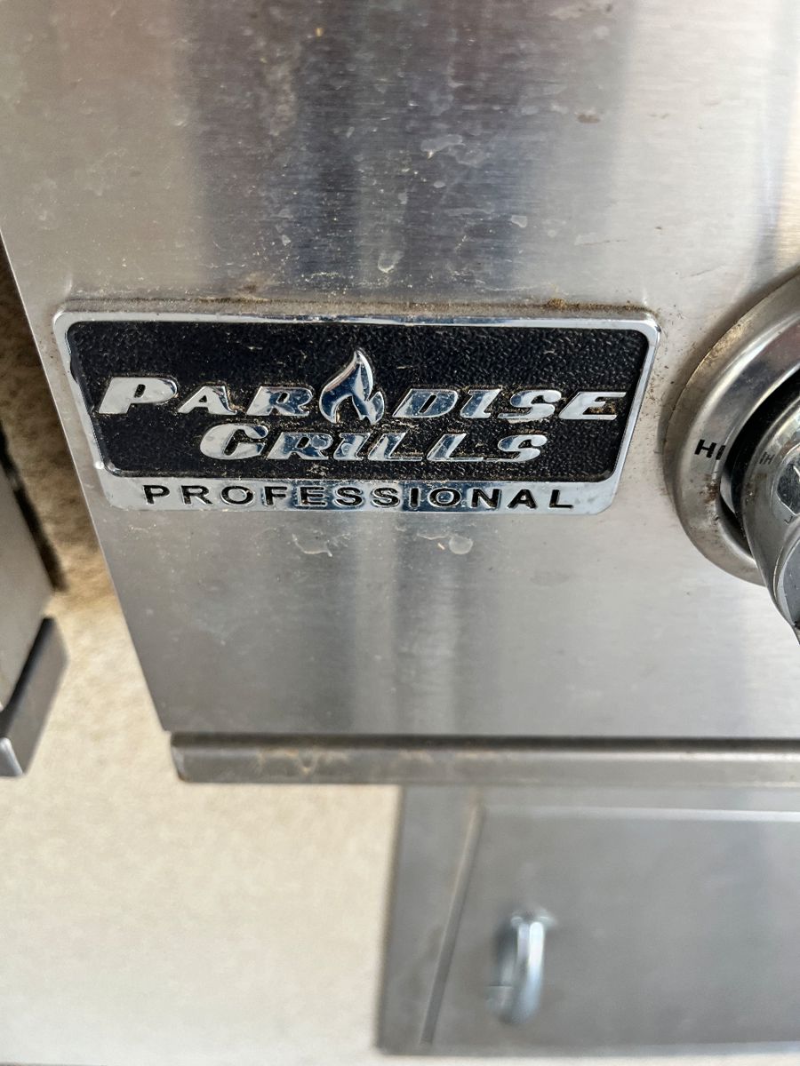 Devlin Estate Sales in Montgomery, Texas starts on 9/30/2023