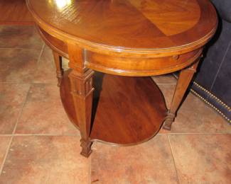 Drexel oval table with pull-out